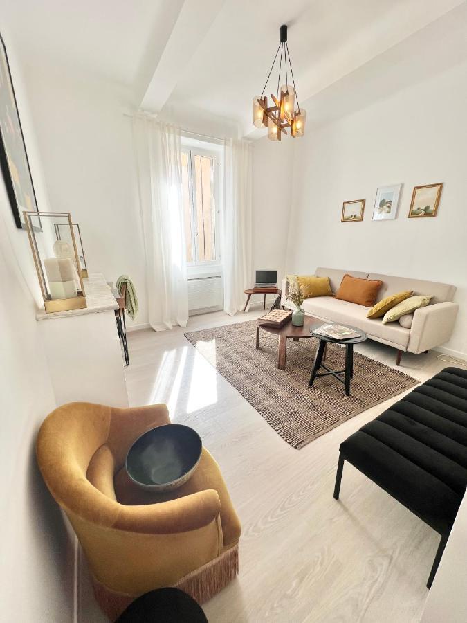Maison De Village Au Calme. Lourmarin Dış mekan fotoğraf